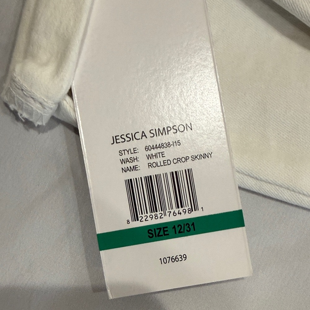 NWT Jessica Simpson Soft Sculpt Rolled Crop Skinny White Jeans—12/31 - Picture 15 of 15